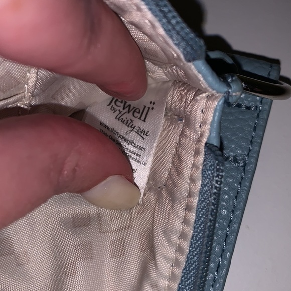 Jewell by thirty-one vintage wristlet wallet - Picture 6 of 6